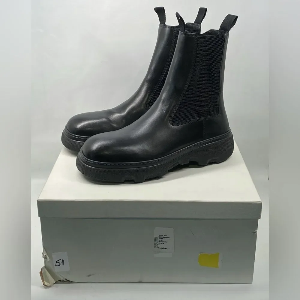 Burberry leather Chelsea boots size 43/us size 10